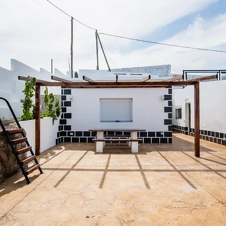 Casa Con Wifi Y Hermosa Piscina Compartida Con Vistas A Oceano En Tenerife
